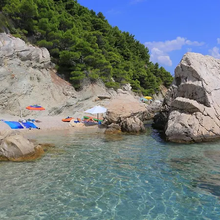 With Parking Space Marusici, Omis - 956 شقة ميميتسا